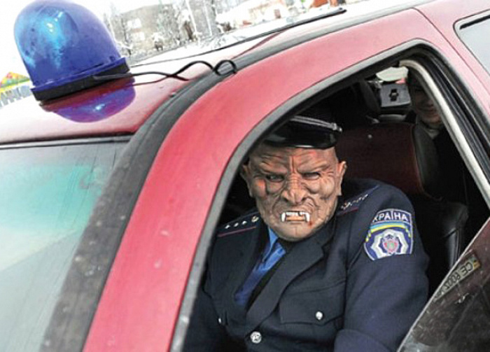 Присосались. Или о том, как ГАИ «законно» разводит константиновцев на эвакуатор